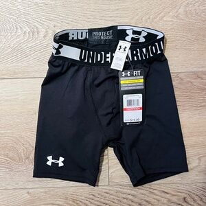 Under Armour Youth Shorts Fitted Heat Gear Black Size XS